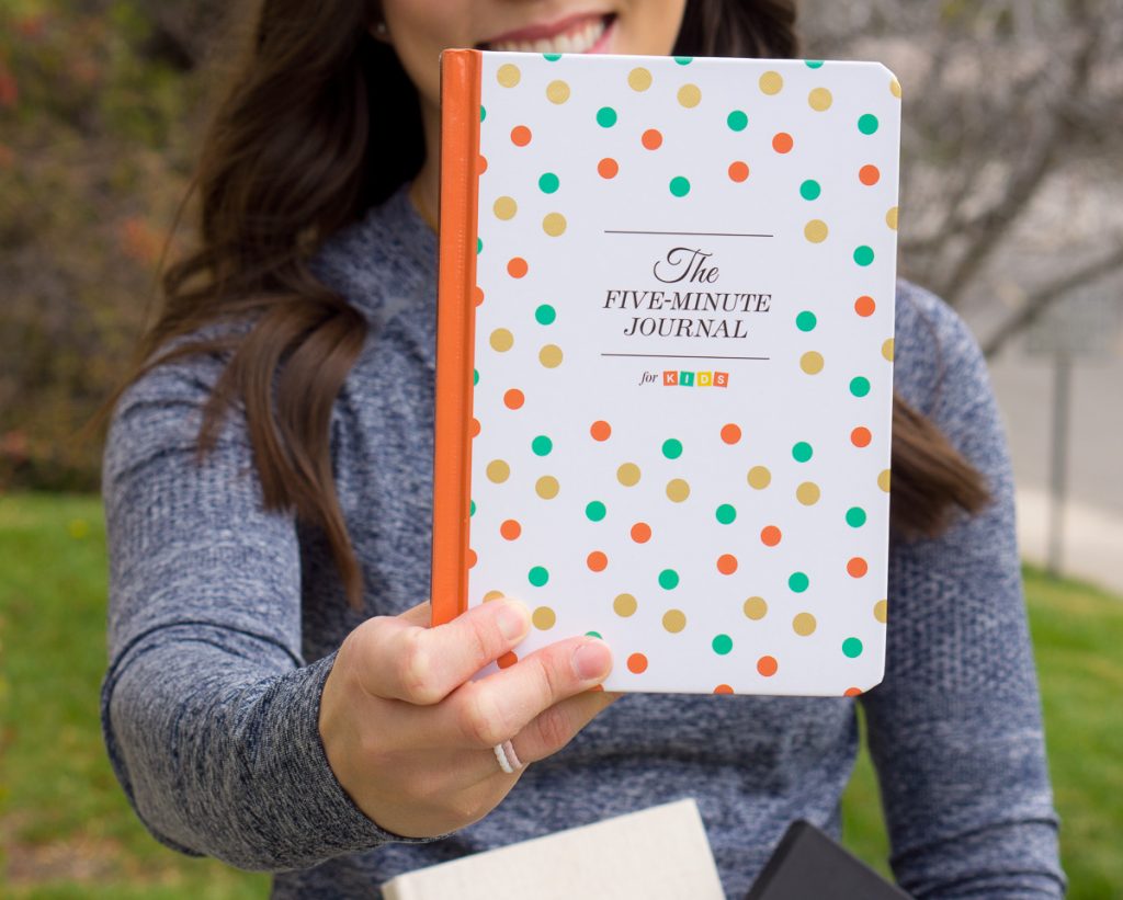 Best paper planners and paper journals for 2020. Clarify Simplify Align planner journal. Productivity planner and 5-minute gratitude journal. Inkwell Press planner review. Powersheets by Cultivate what matters review. Erin condren planner review. 